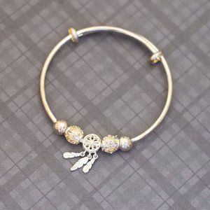7 inch, Vintage Floral Circles Sterling Silver Charm Bangle - G46